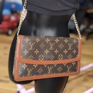 Louis Vuitton Vintage Pochette Dame